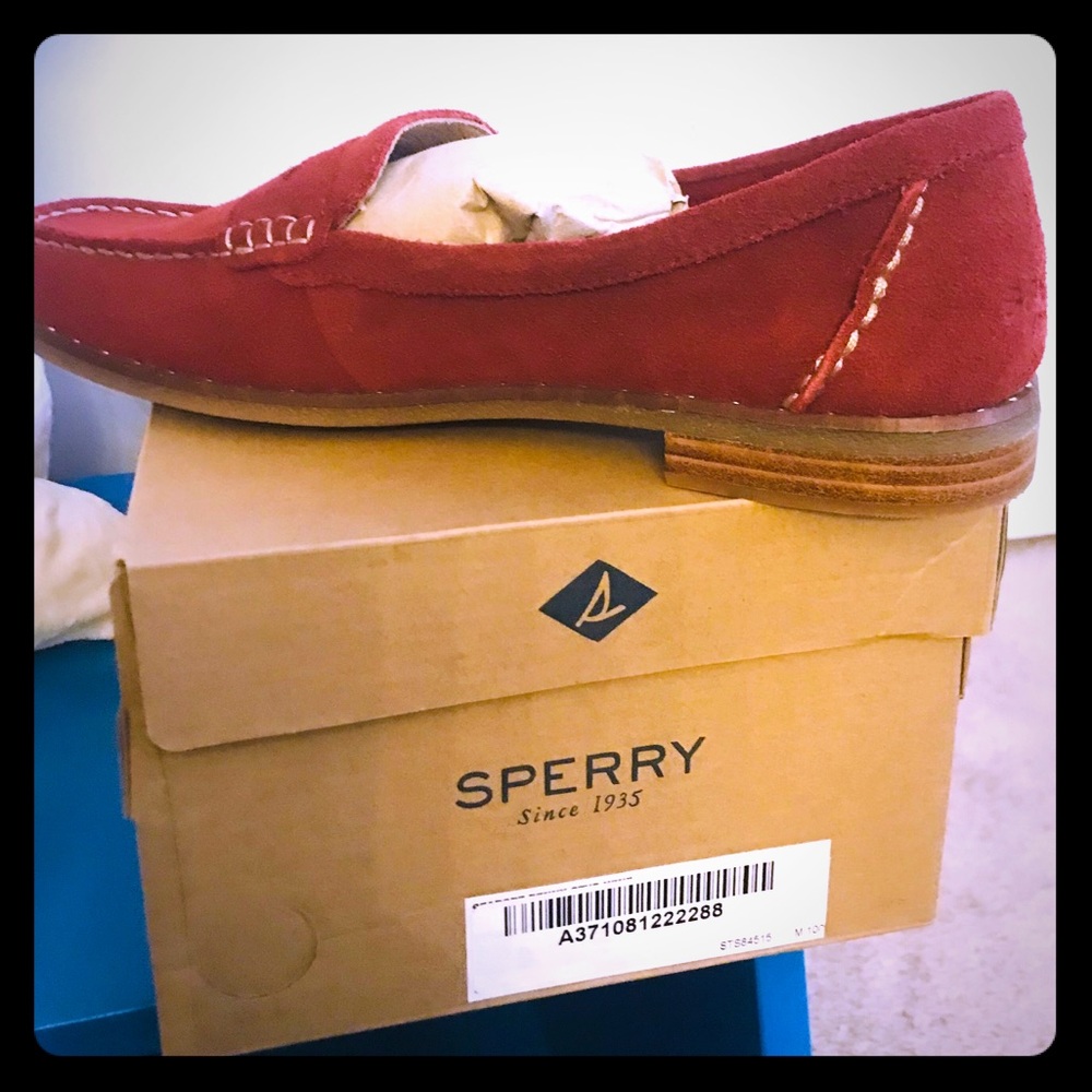 Size woman's 10 red loafers